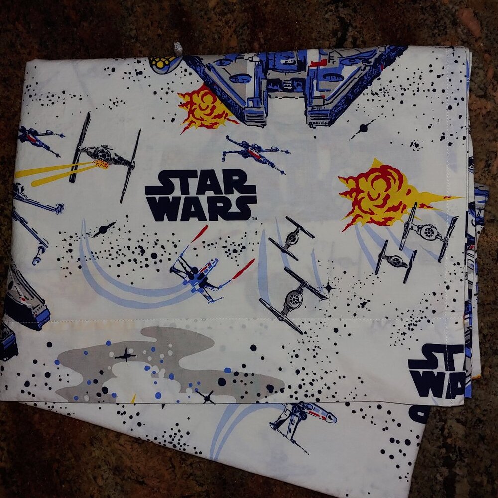 Pottery Barn Kids Millennium Falcon Flat Bed Sheet 66x96